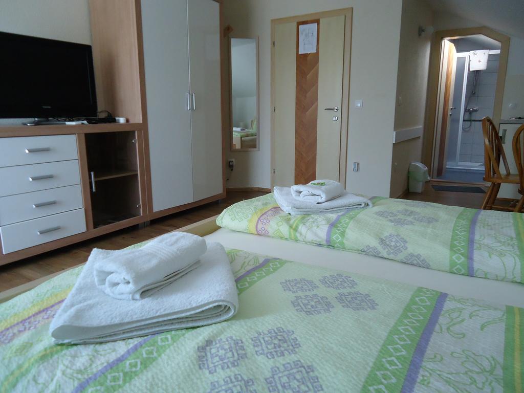 Apartments Matijevic グラボヴァツ エクステリア 写真